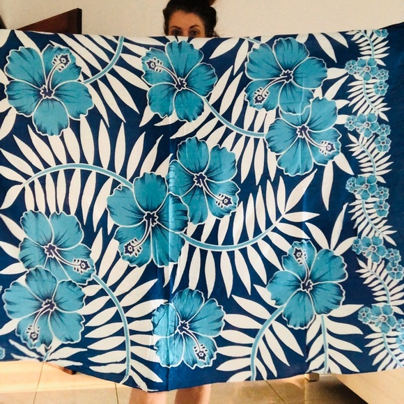 handmade Accessories - Happy Hibiscus palm leaf Sarong Tapestry